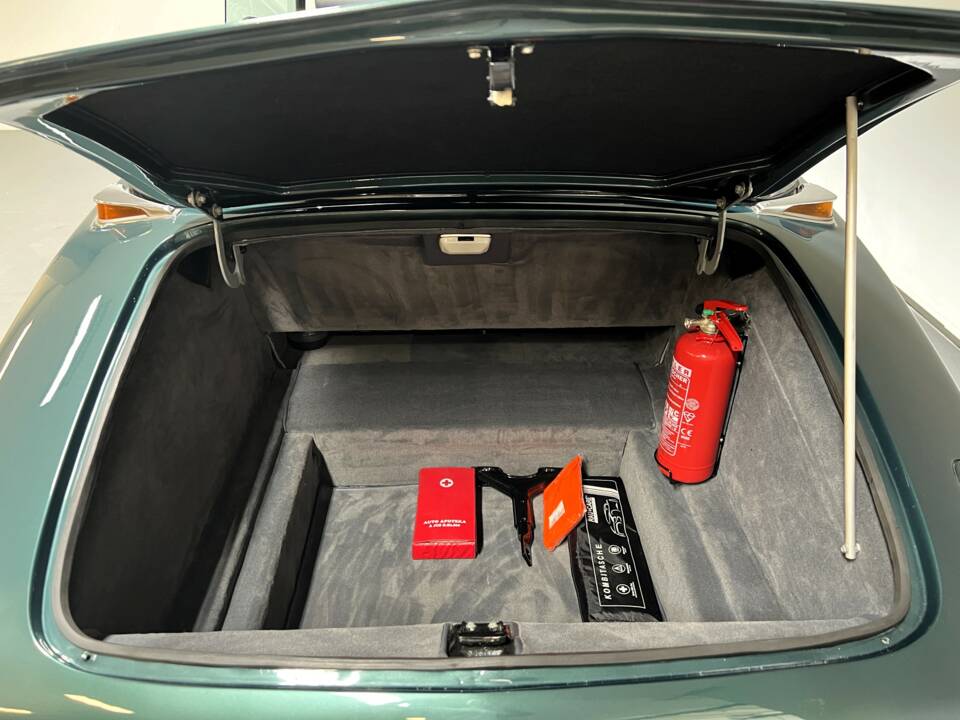 Image 9/23 of Citroën DS 21 (1969)