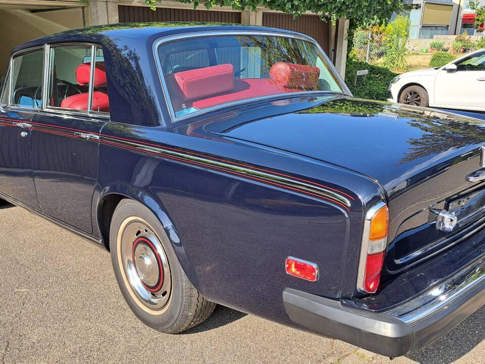 Image 9/25 of Rolls-Royce Silver Shadow II (1980)
