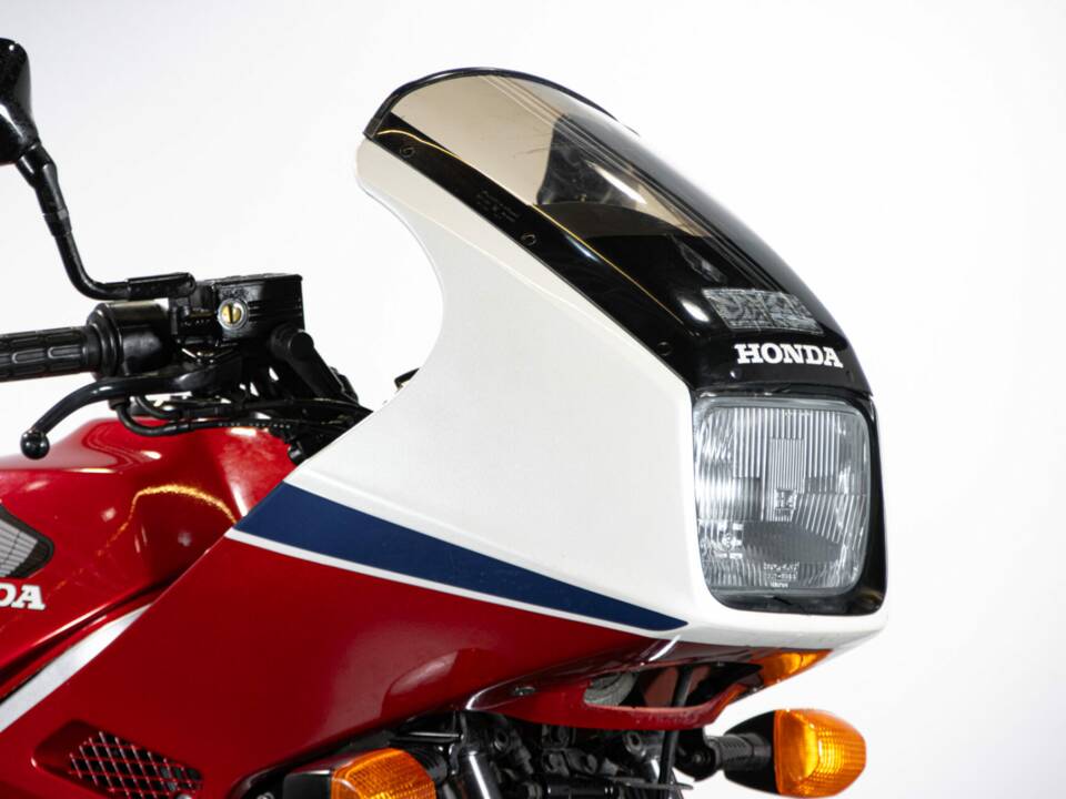 Immagine 39/50 di Honda VF 750 (1983)