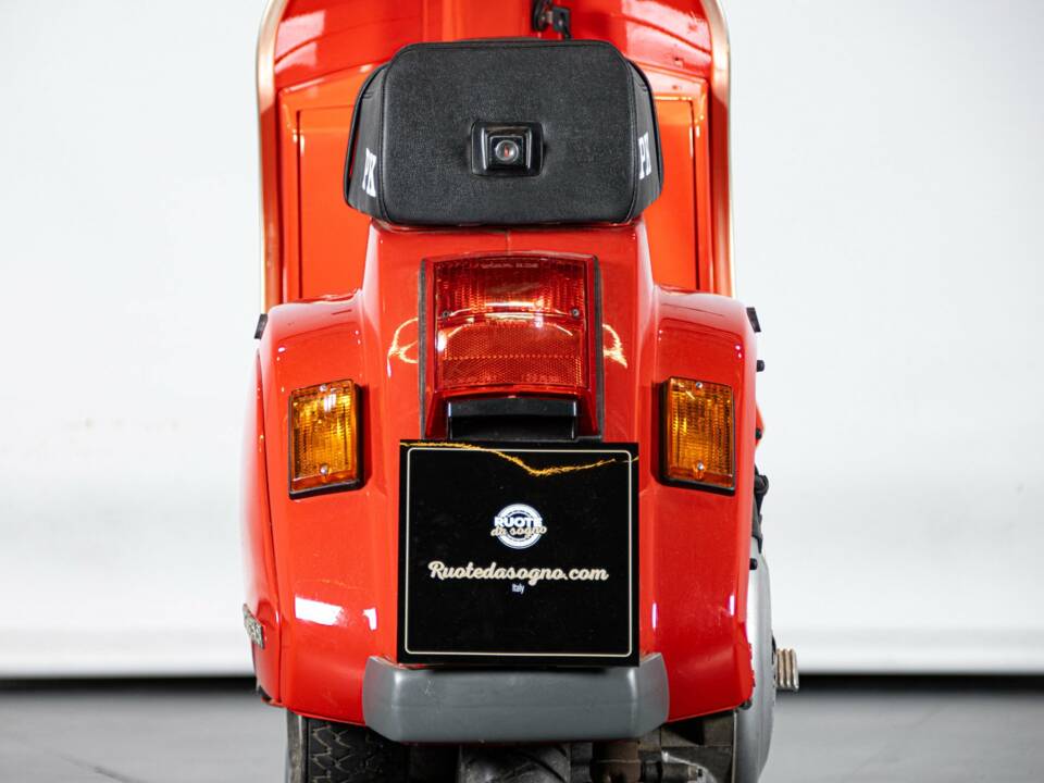 Image 24/30 of Piaggio DUMMY (1982)