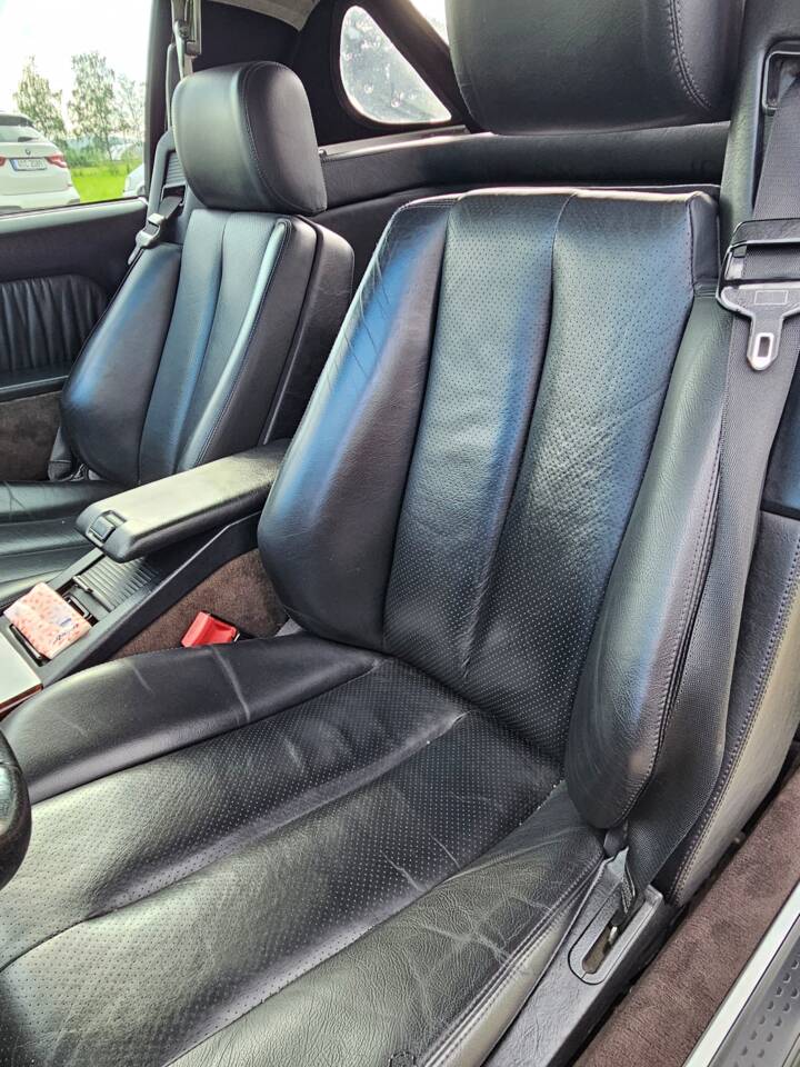 Image 6/6 de Mercedes-Benz SL 280 (1995)
