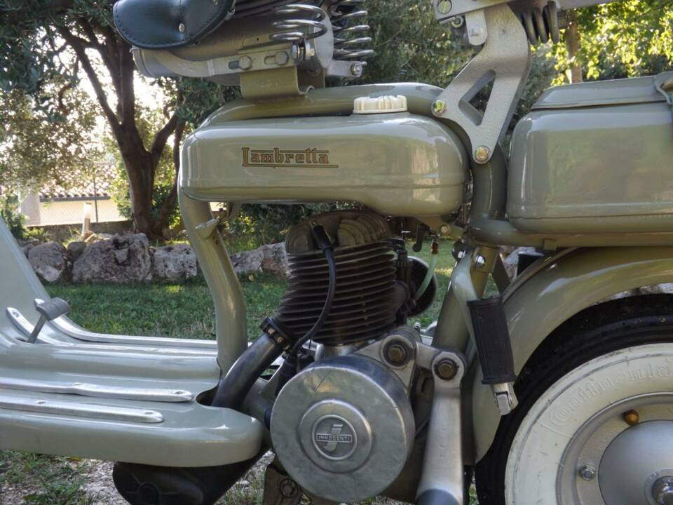 Immagine 31/50 di Innocenti Lambretta D 125 (1958)