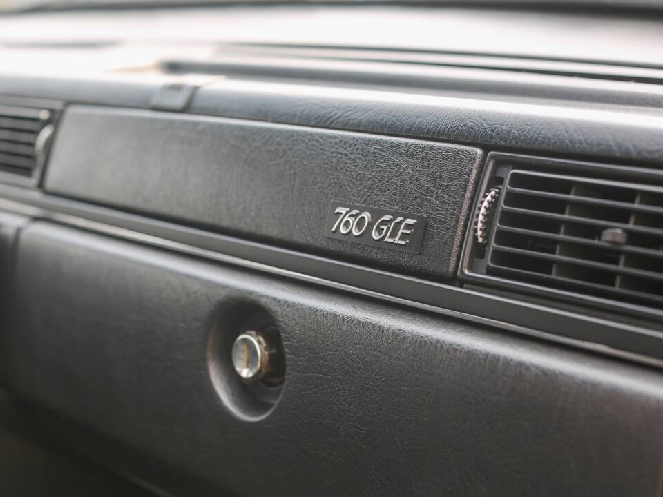 Bild 13/16 von Volvo 760 GLE (1986)