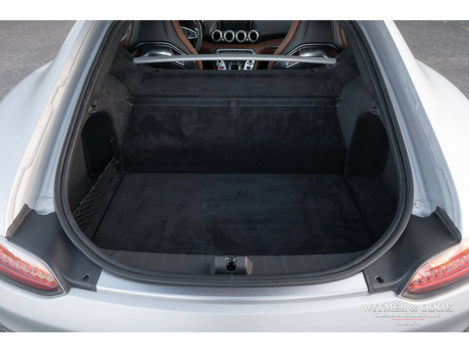 Image 41/43 of Mercedes-Benz C 63 S AMG (2015)
