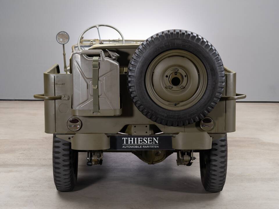Image 11/35 of Jeep Willys-Overland CJ-3A (1944)