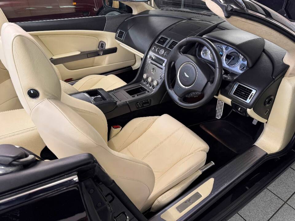 Bild 27/38 von Aston Martin DB 9 Volante (2008)