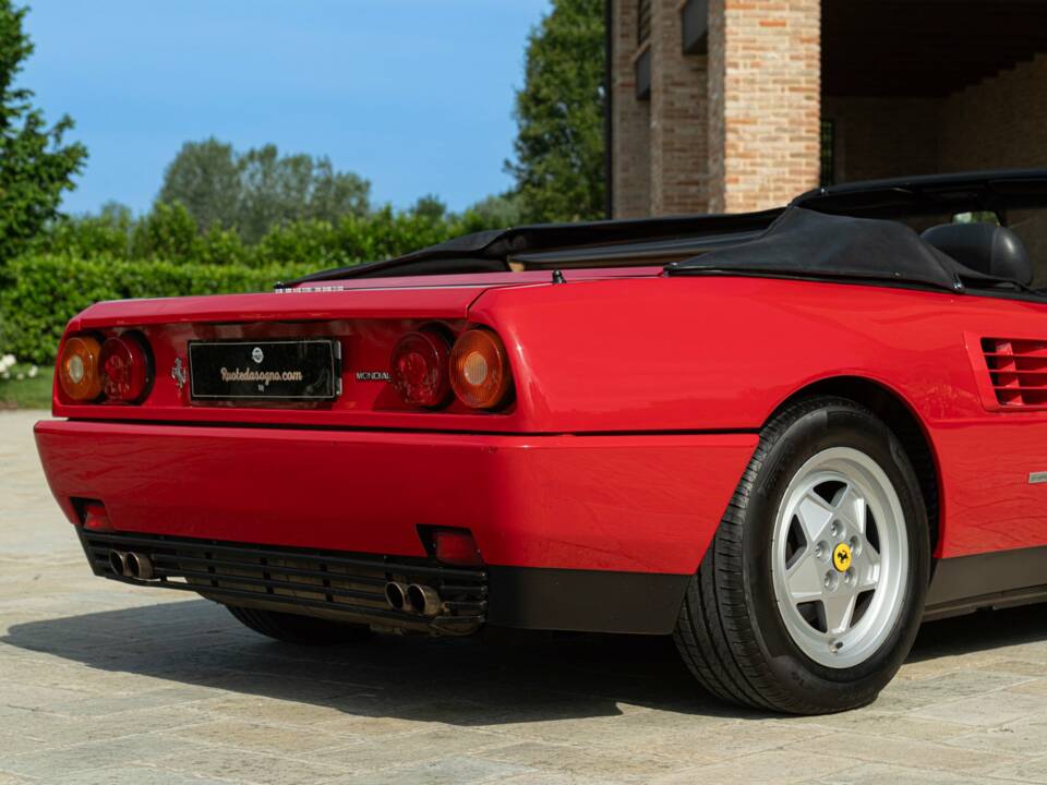 Image 25/50 of Ferrari Mondial T (1991)