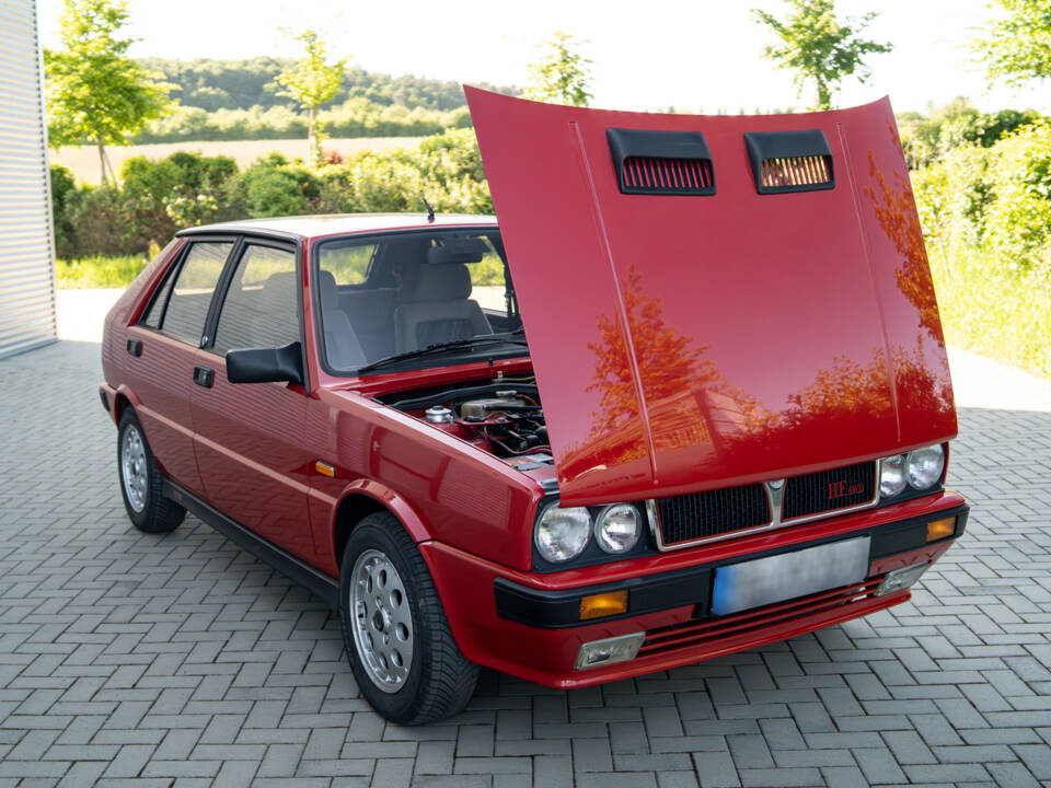 Bild 41/41 von Lancia Delta HF 4WD (1987)