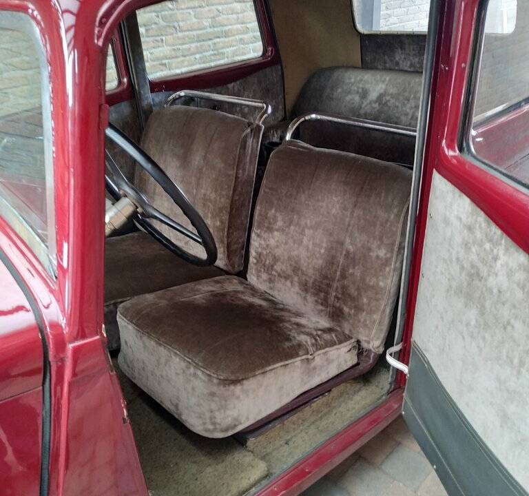 Imagen 4/6 de Berliet Dauphine 11 CV (1935)