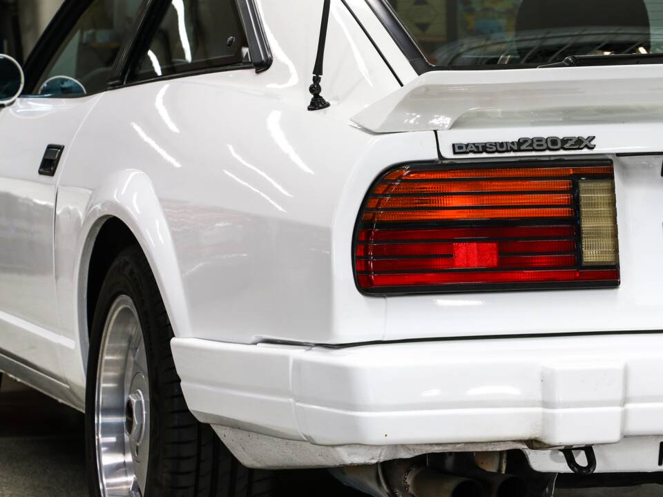 Image 11/26 of Datsun 280 ZXT Turbo (1983)