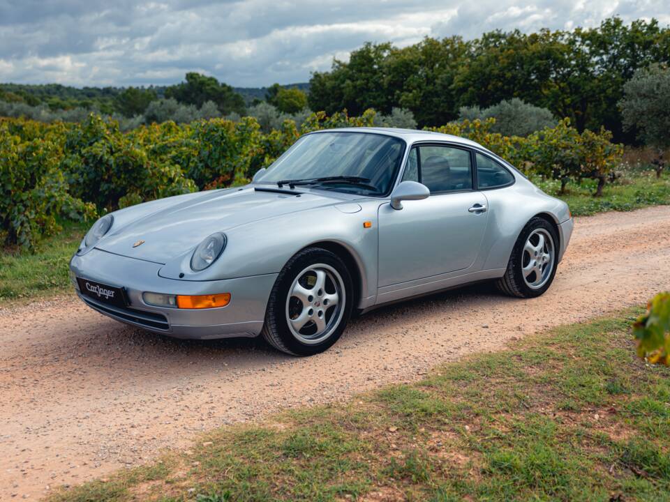 Image 4/15 of Porsche 911 Carrera 4 (1994)