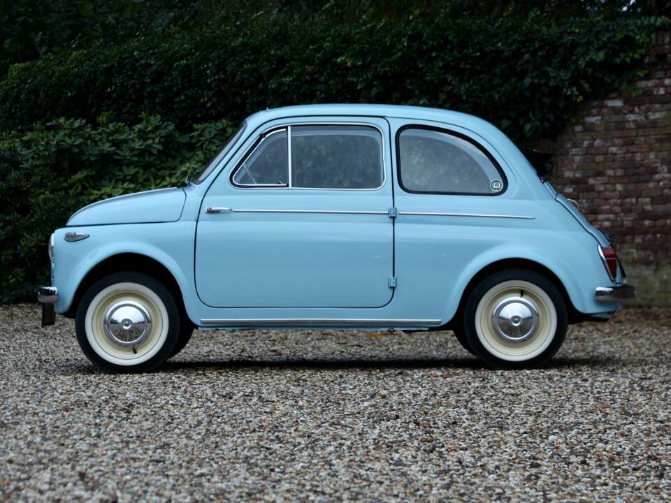 Image 14/50 de FIAT 500 Nuova (1958)