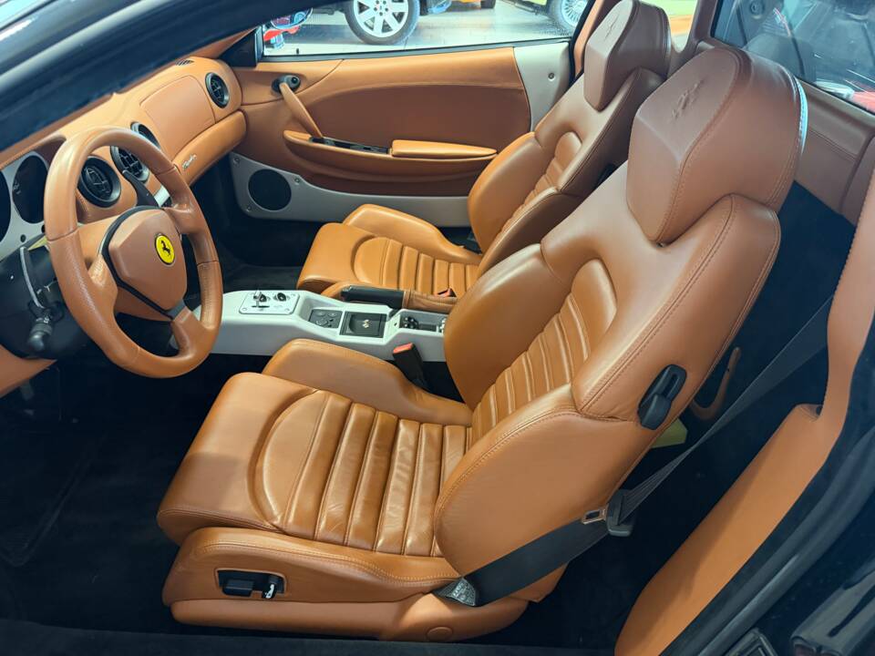 Image 17/22 of Ferrari 360 Modena (1999)