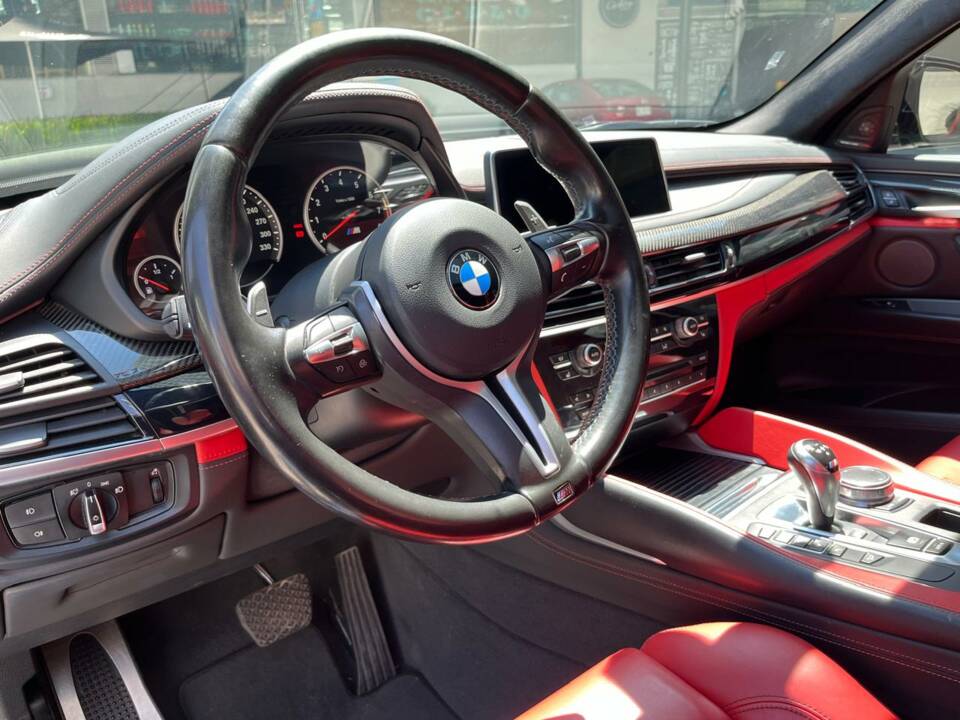 Bild 4/5 von BMW X6 xDrive 40d (2018)