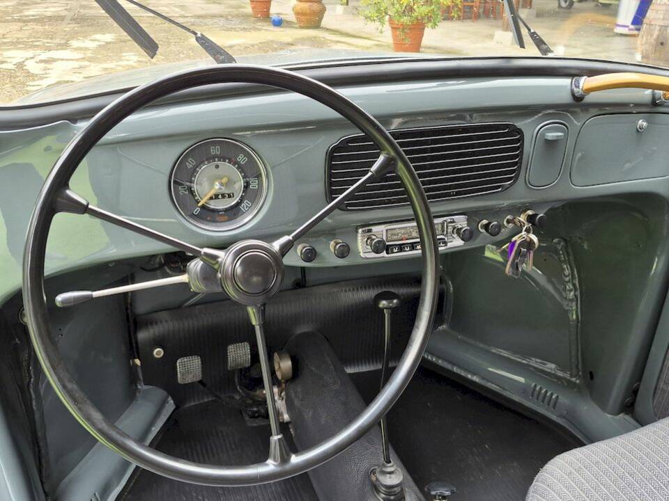 Image 26/52 of Volkswagen Beetle 1200 Standard "Oval" (1957)