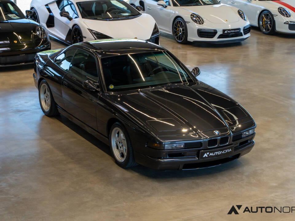 Image 29/46 of BMW 850CSi (1993)