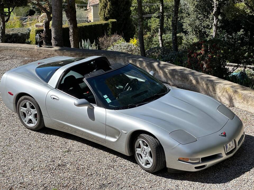 Image 189/191 of Chevrolet Corvette (1999)