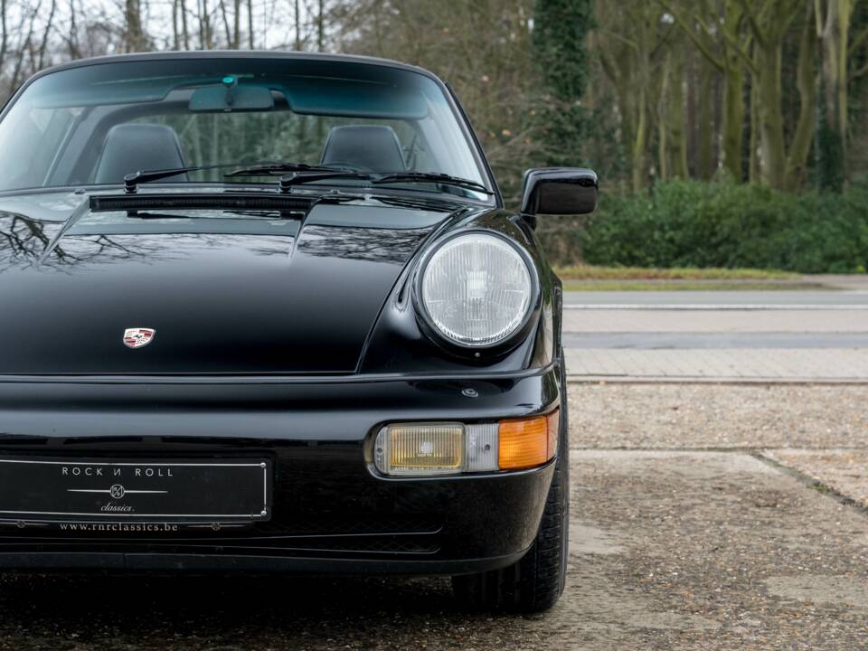 Bild 11/29 von Porsche 911 Carrera 2 (1990)