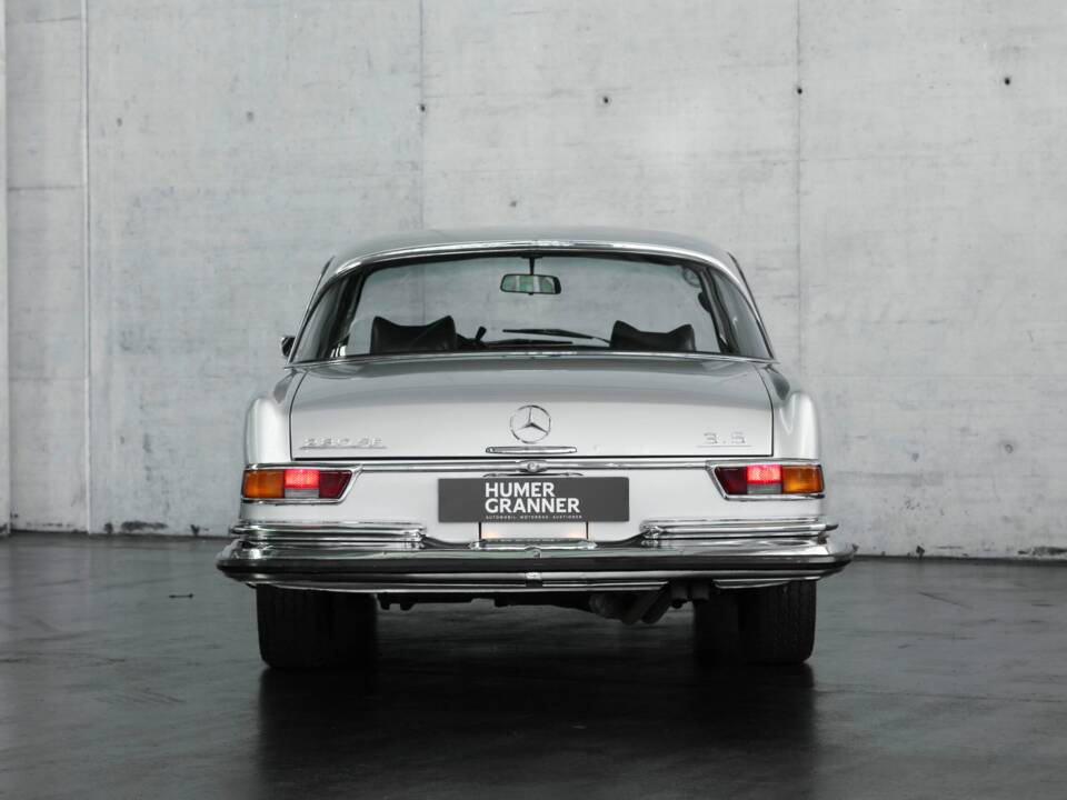 Image 12/49 de Mercedes-Benz 280 SE (1970)