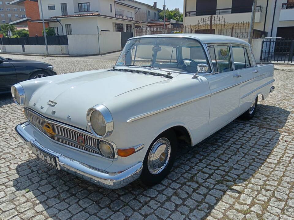 Bild 4/8 von Opel Kapitän 2,6 (1960)