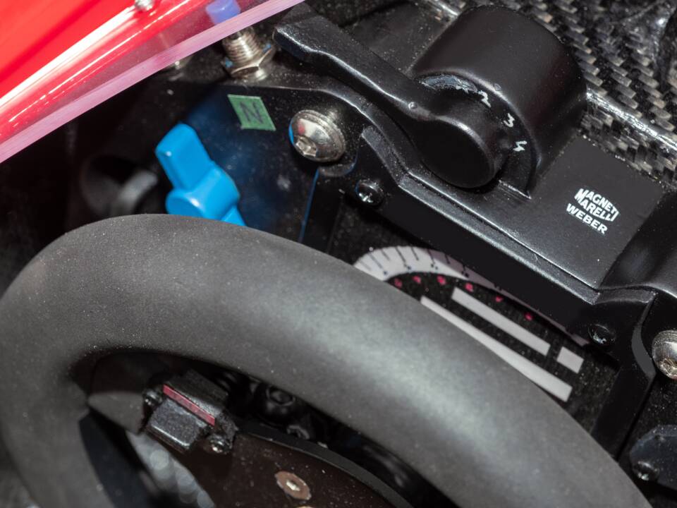 Image 65/85 of Ferrari 641 (1990)