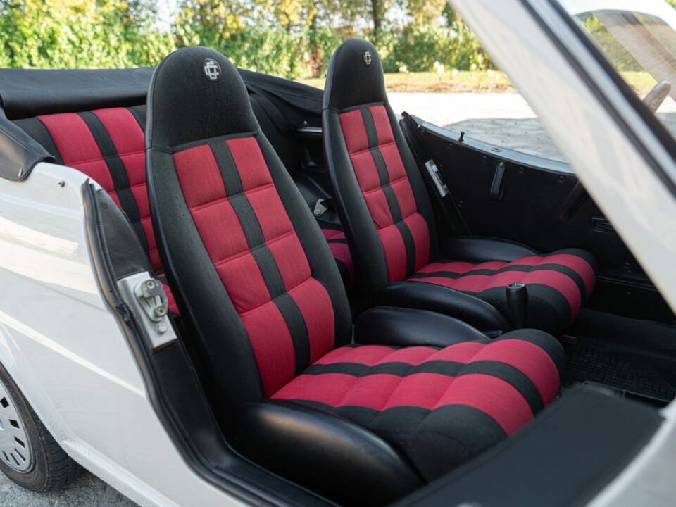 Image 36/50 of FIAT 126 Pop 2000 (1992)