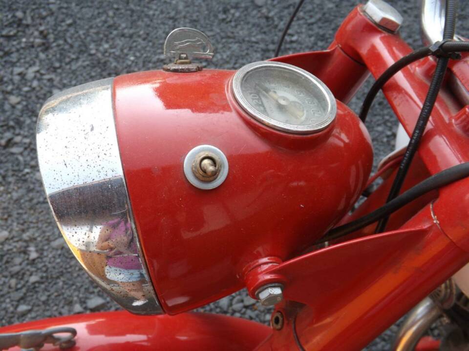 Bild 15/50 von Benelli Leoncino 2T (1959)