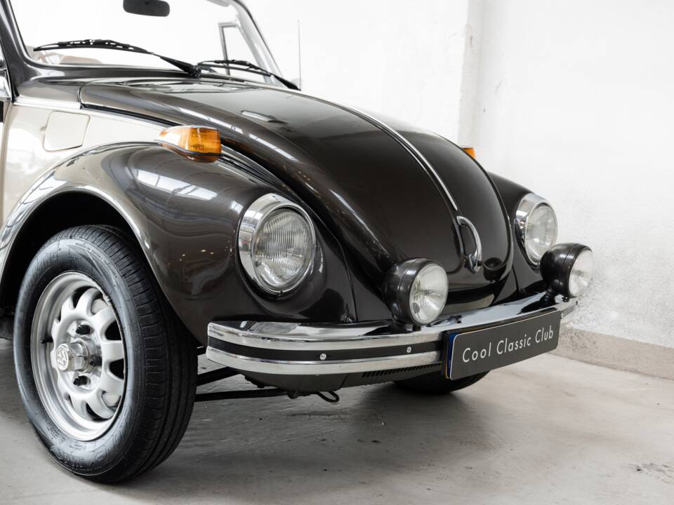 Bild 23/32 von Volkswagen Käfer 1303 LS (1978)