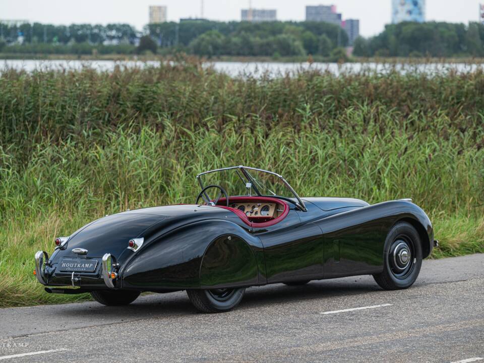Immagine 5/21 di Jaguar XK 120 OTS (1951)
