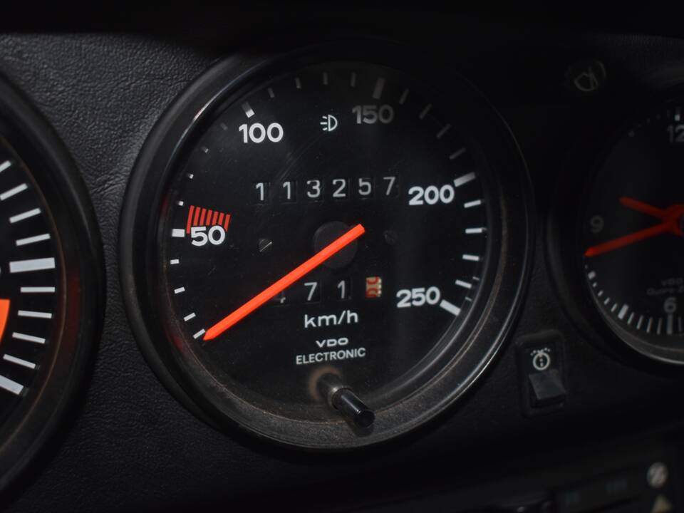 Bild 77/93 von Porsche 911 SC-L 3.1 (1978)