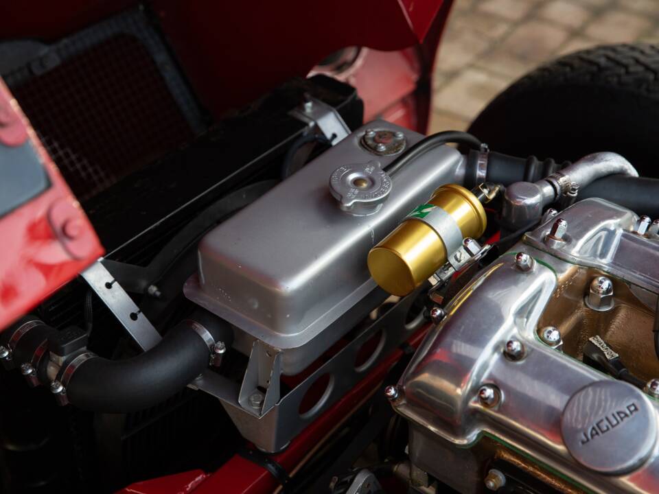 Image 50/50 of Jaguar E-Type 3.8 Flat Floor (1961)