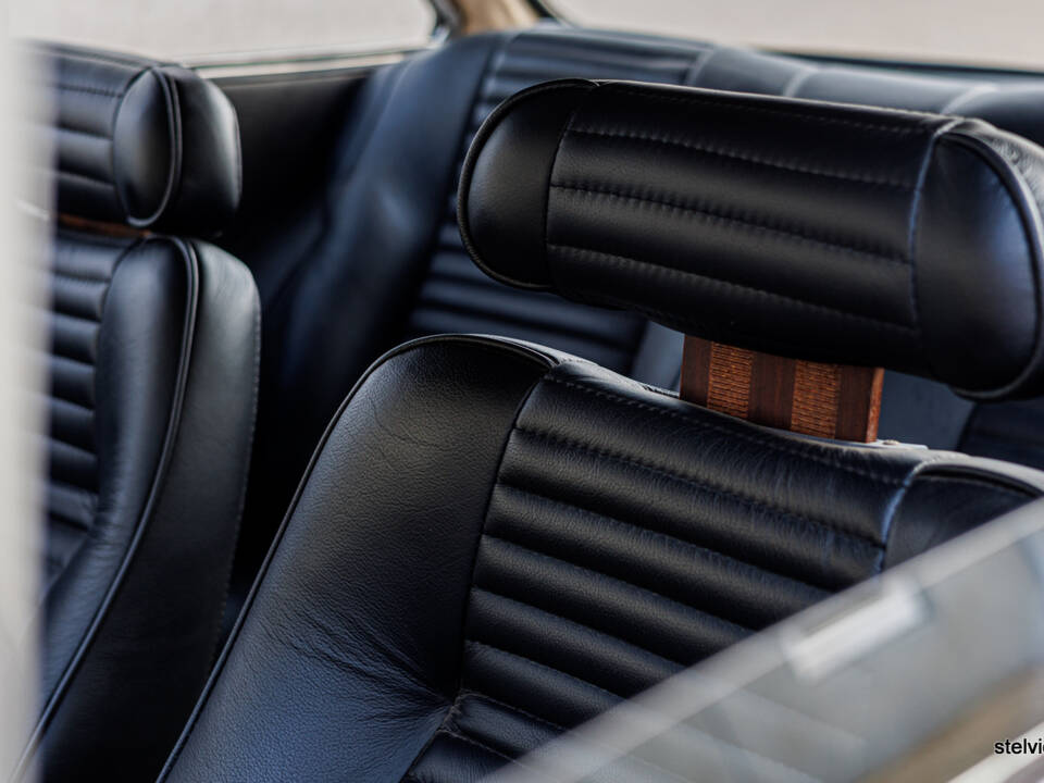 Image 33/43 of Alfa Romeo 2000 GT Veloce (1972)