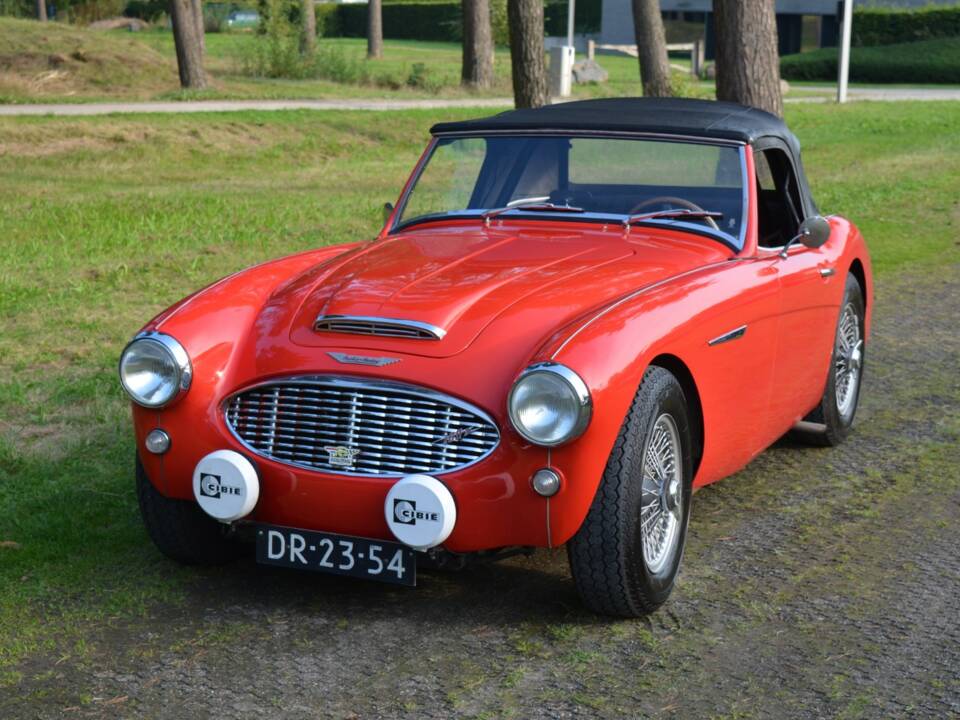 Image 5/20 of Austin-Healey 100&#x2F;6 (BN6) (1958)