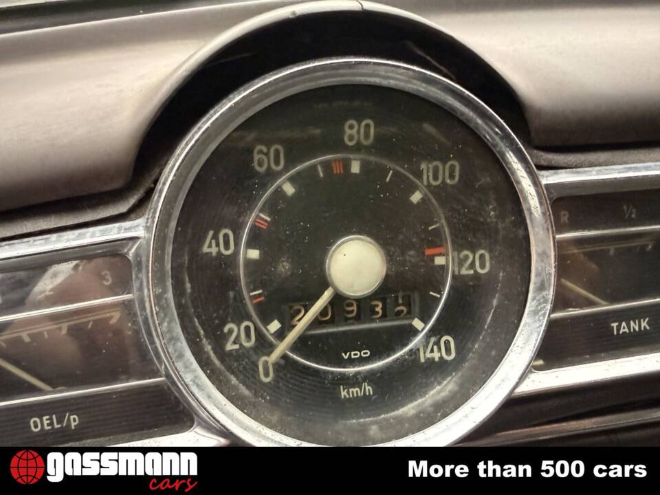 Imagen 10/15 de Mercedes-Benz 180 b (1961)