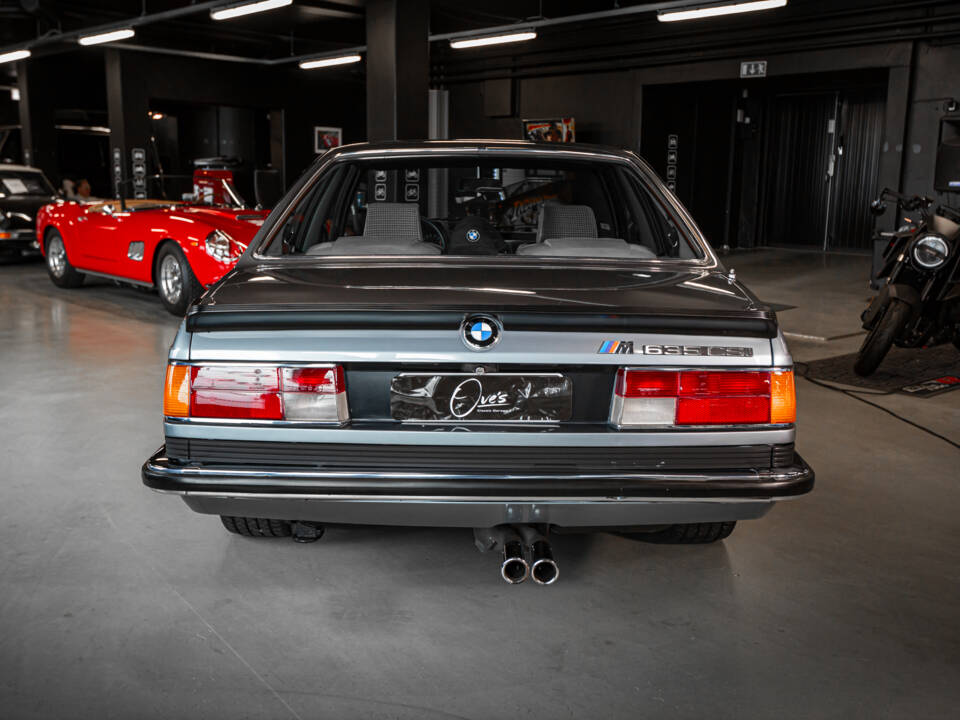 Image 3/26 of BMW M 635 CSi (1985)