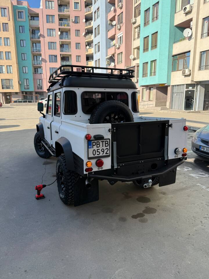 Afbeelding 10/73 van Land Rover Defender 110 (2005)