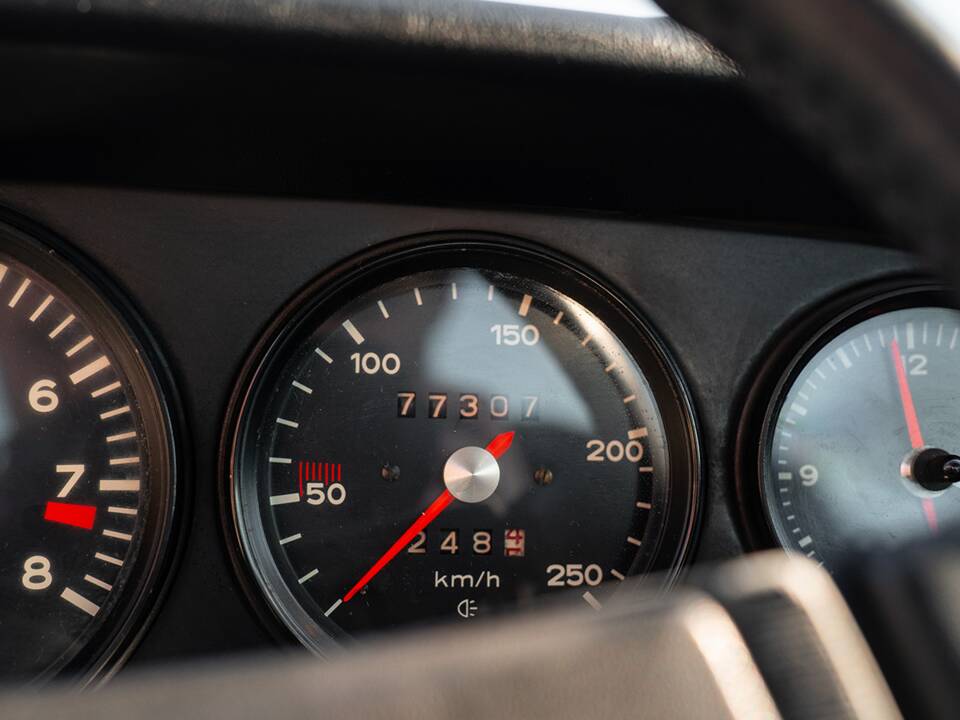 Image 40/47 de Porsche 911 2.2 S (1970)