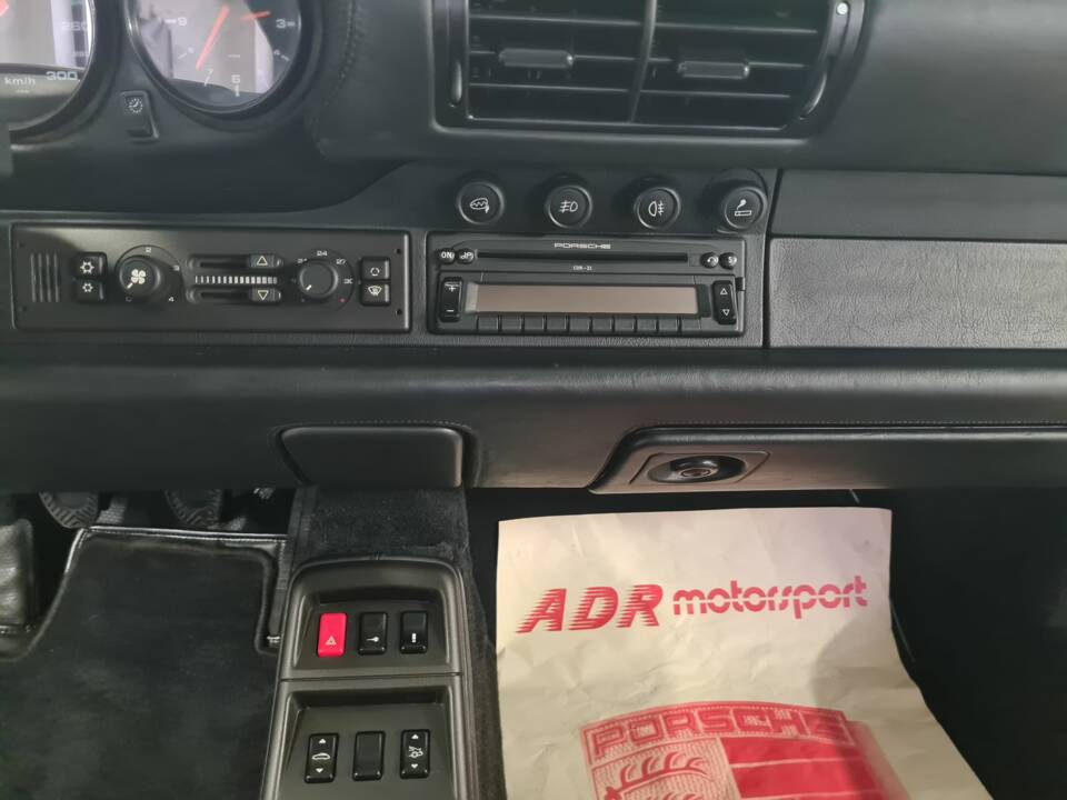 Bild 10/20 von Porsche 911 Carrera (1996)