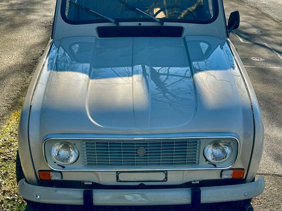 Immagine 4/30 di Renault R 4 (1980)