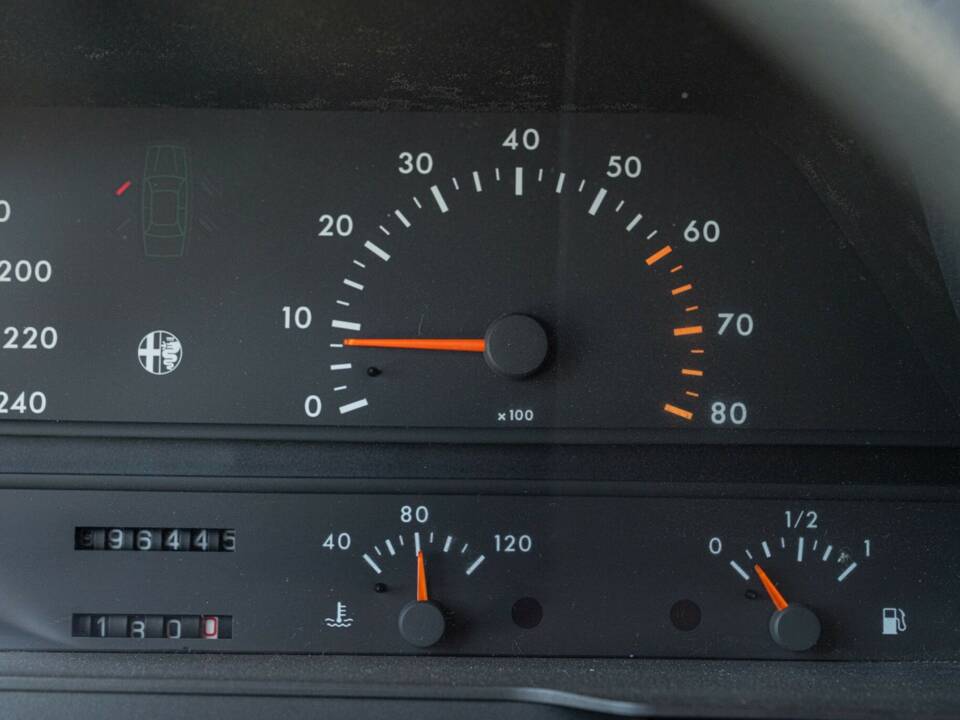 Image 45/50 de Alfa Romeo 164 2.0 (1991)