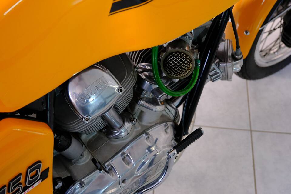 Afbeelding 83/96 van Ducati 750 Sport (1974)