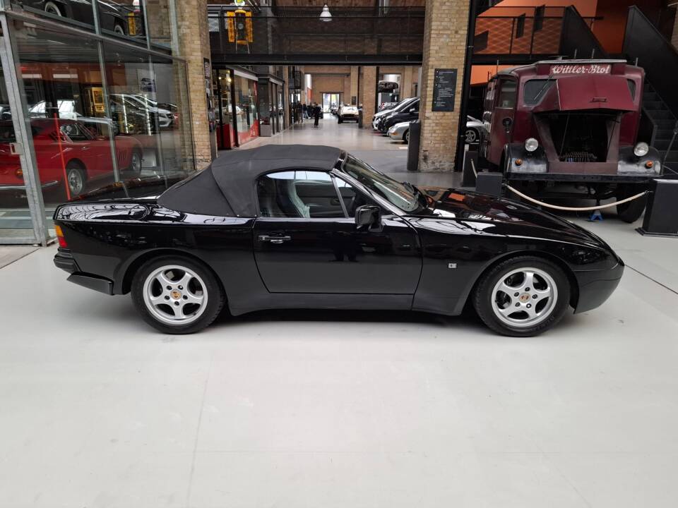 Bild 2/41 von Porsche 944 S2 (1991)