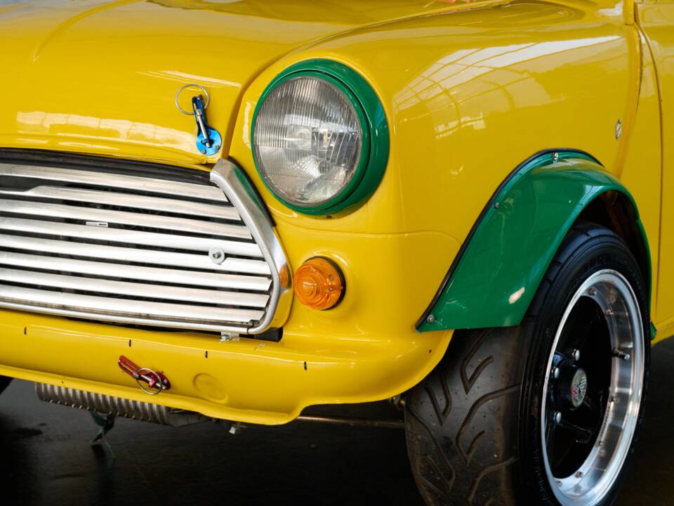 Bild 6/50 von Rover Mini 1.3i (1993)
