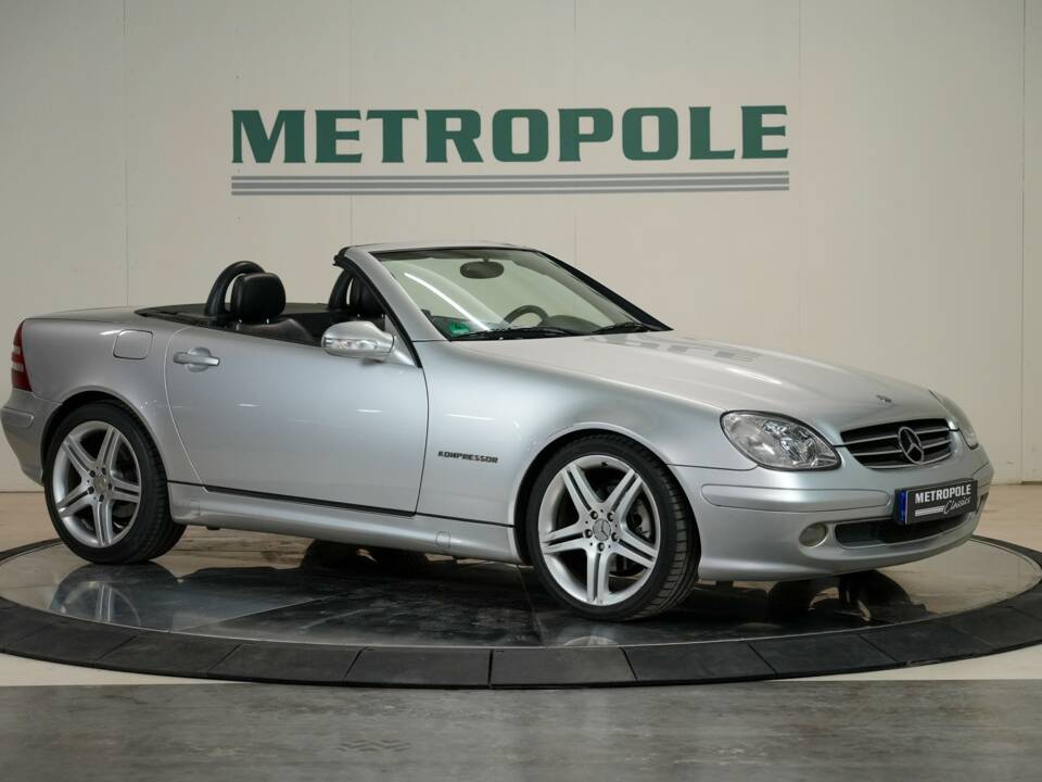 Image 49/50 of Mercedes-Benz SLK 230 Kompressor (2001)