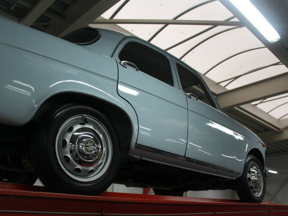 Image 47/50 de Alfa Romeo Giulietta TI (1964)