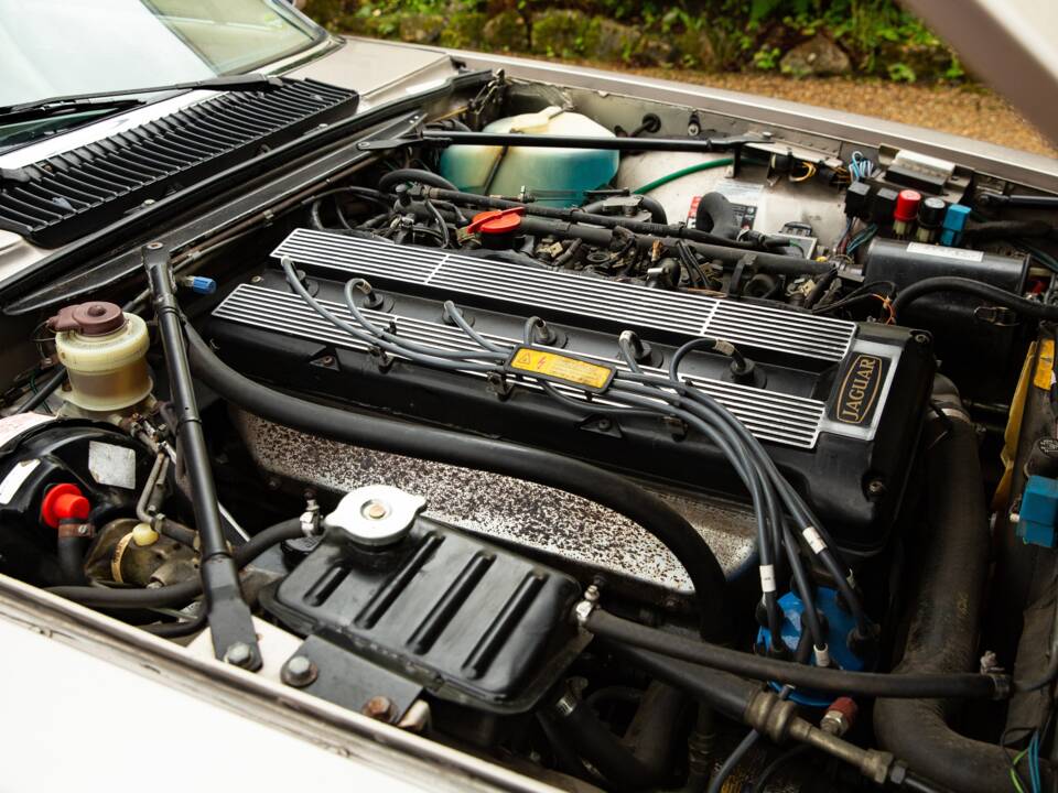 Immagine 5/40 di Jaguar XJ-S 3.6 (1988)