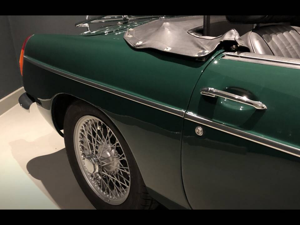 Bild 18/40 von MG MGB (1974)
