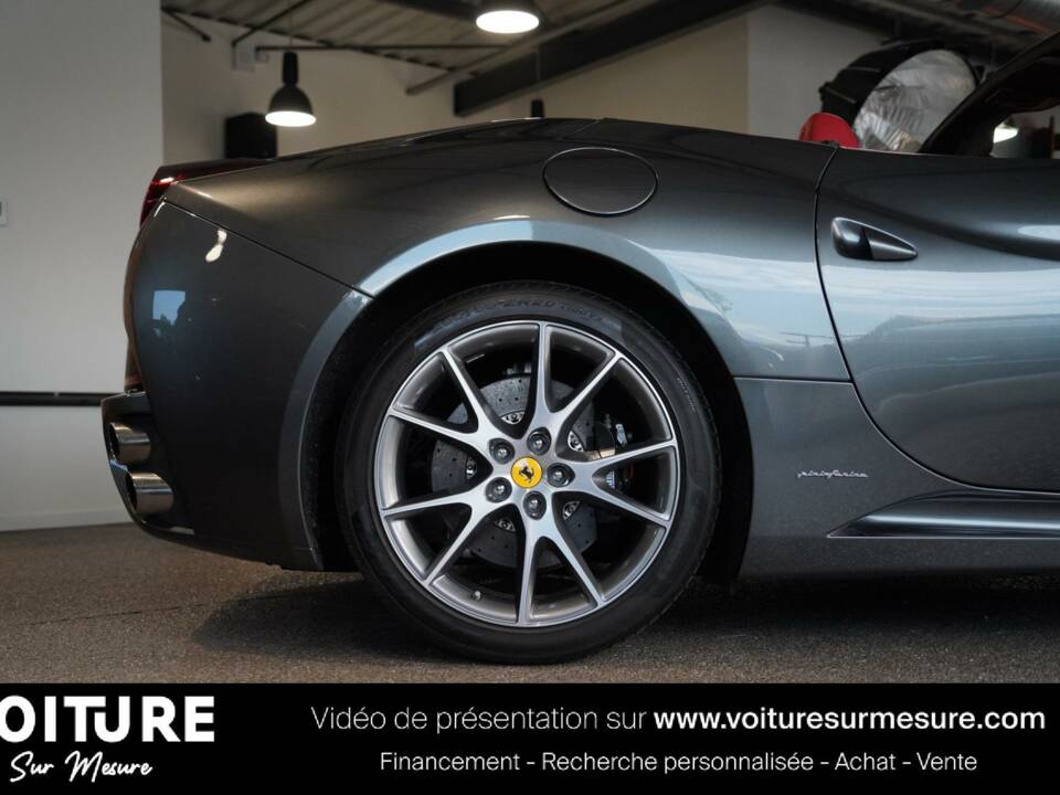 Imagen 30/39 de Ferrari California (2010)