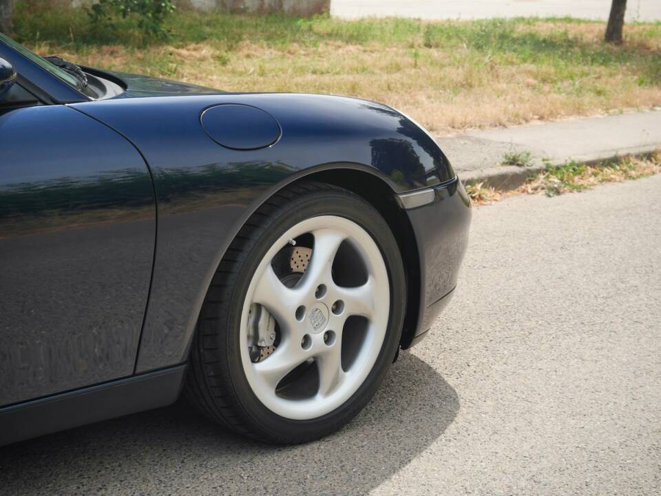 Bild 23/46 von Porsche 911 Carrera 4S (1900)
