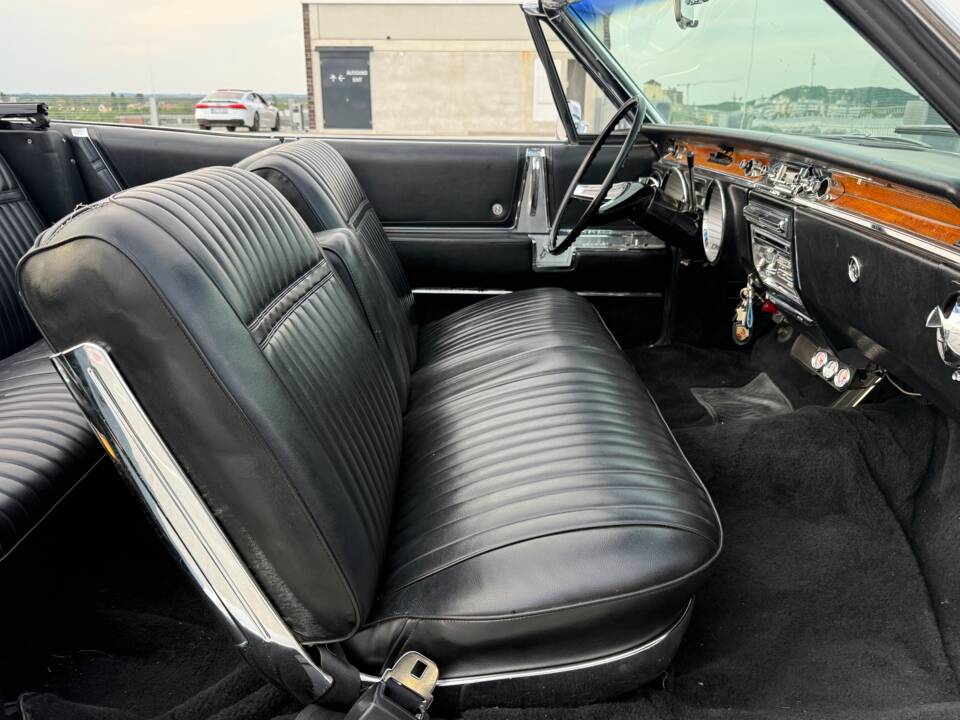 Afbeelding 13/28 van Buick Electra 225 Custom (1965)